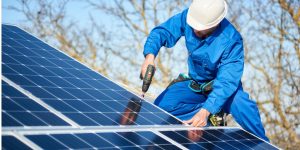 Installation Maintenance Panneaux Solaires Photovoltaïques à Saint-Hilaire-les-Andresis